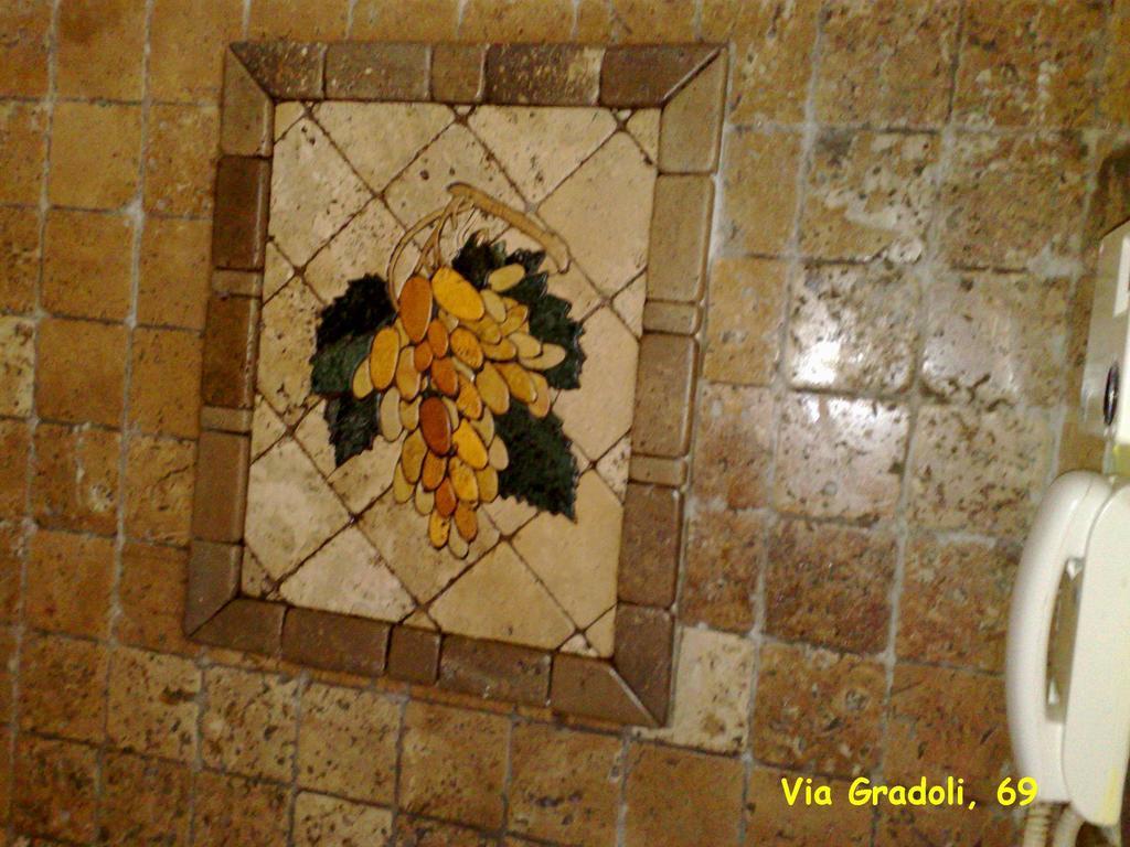 Via Gradoli Apartamento *